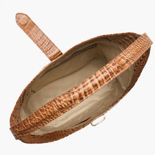 Load image into Gallery viewer, Gwynne shoulder bag in Cinnamon Palma