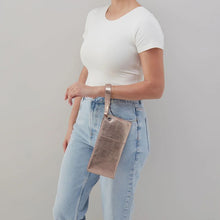 Load image into Gallery viewer, Vida wristlet in Cameo Quartz-SALE