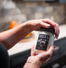 Load image into Gallery viewer, Fraser & Mint christmas candle in mason jar 13 oz