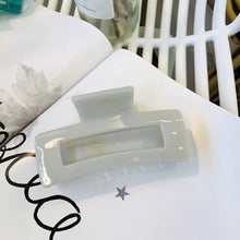 Load image into Gallery viewer, NINEXIS - CWAHA1557_4.13"SIMPLE RECTANGLE HAIR CLAW CLIP: MUSTARD / (OS) 1