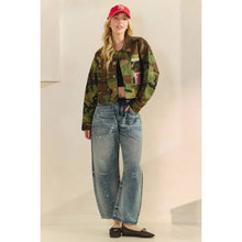Load image into Gallery viewer, Veveret - Camo Contrast Jacket: Camo Sequin / L