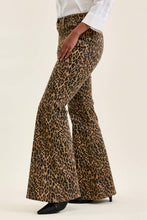 Load image into Gallery viewer, MR JAQUELINE Flare Print Leopard LUXE: PRINT

