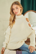 Load image into Gallery viewer, SOLID TURTLE NECK CUTOUT LONG SLEEVE SWEATER: Cream SALE
