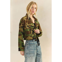 Load image into Gallery viewer, Veveret - Camo Contrast Jacket: Camo Sequin / L
