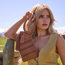 Load image into Gallery viewer, Sable wristlet in Washed leather Harvest Wheat
