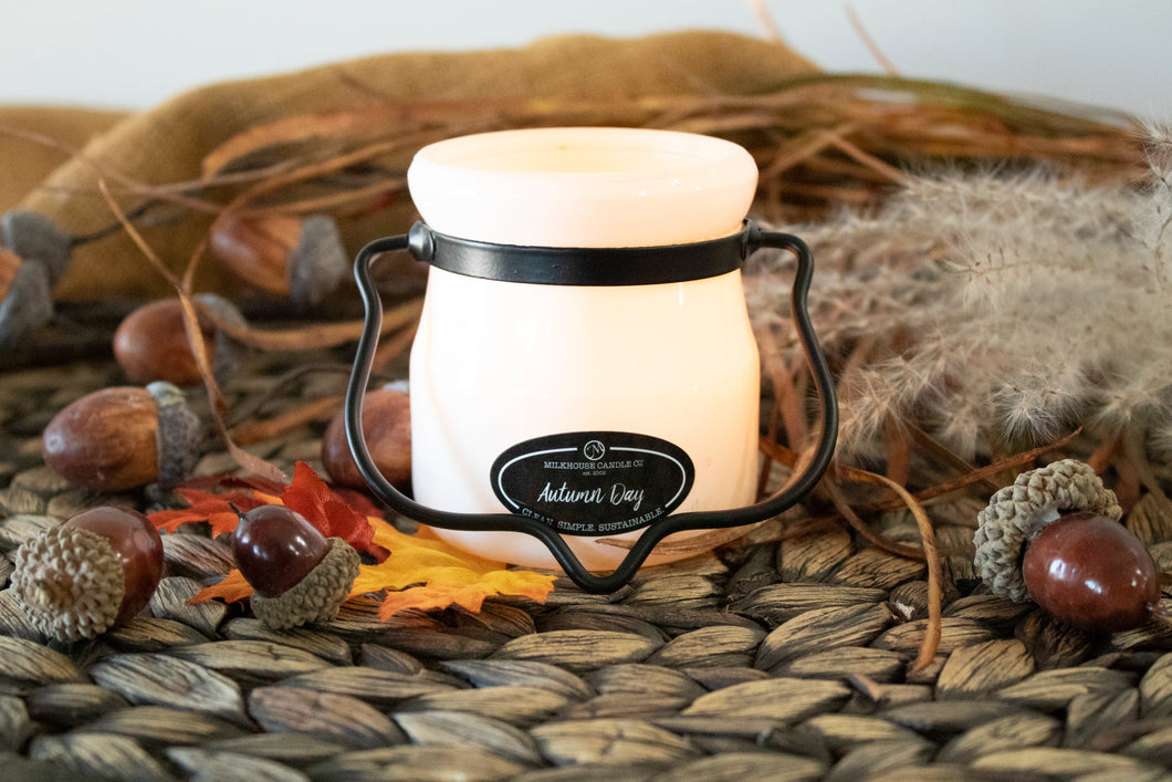 Autumn Day candle scent in Milkhouse candles in 5.5 oz Freshmelts