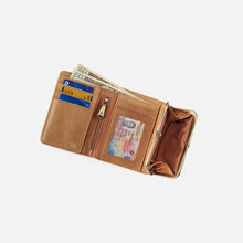 Load image into Gallery viewer, Robin trifold wallet in Whiskey and hearts all over
