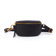 Load image into Gallery viewer, Fern belt bag in pebbled black
