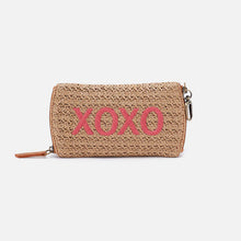 Load image into Gallery viewer, Spark double sunglasses case with key fob in Meadow woven straw
