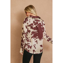 Load image into Gallery viewer, Sable Skies Collared Shirt: CAROB BROWN
