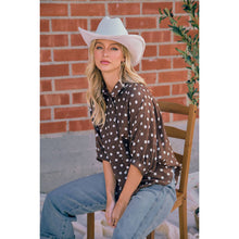 Load image into Gallery viewer, POLKA DOT PRINTED WOVEN DOLMAN BLOUSE TOP: DK MOCHA/IVORY / S
