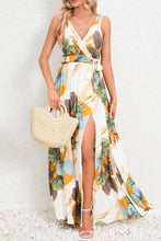 Load image into Gallery viewer, UNISHE - Wrap V Neck Pleated Maxi Floral Dress With Sash HYG150: White / S
