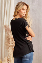 Load image into Gallery viewer, Babydoll knit top features v neckline  Black
