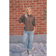 Load image into Gallery viewer, POLKA DOT PRINTED WOVEN DOLMAN BLOUSE TOP: DK MOCHA/IVORY / S
