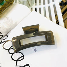 Load image into Gallery viewer, NINEXIS - CWAHA1557_4.13"SIMPLE RECTANGLE HAIR CLAW CLIP: MUSTARD / (OS) 1
