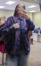 Load image into Gallery viewer, Button down flannel long sleeve
