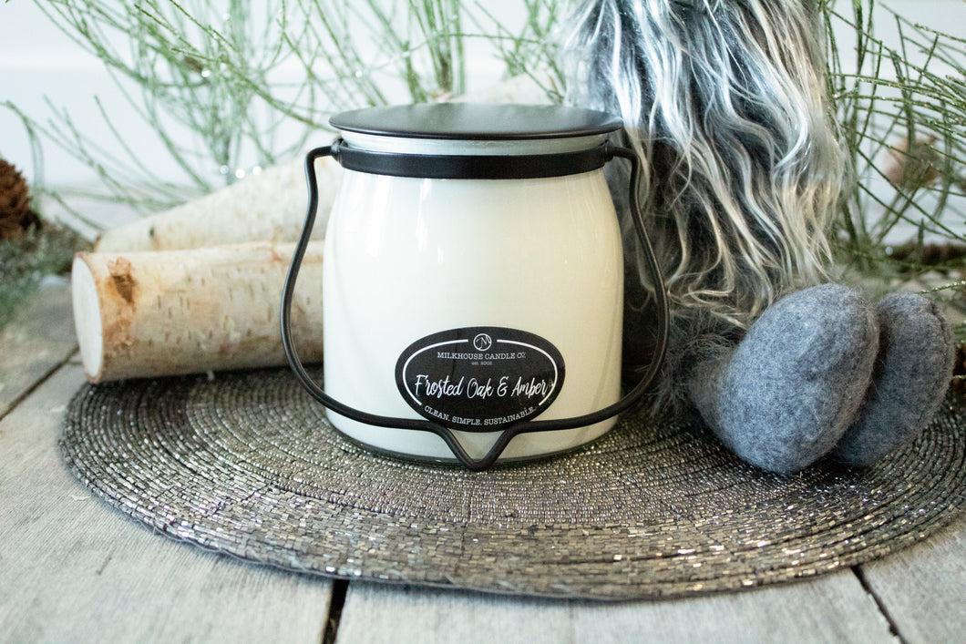 Frosted Oak & Amber in 16 0z Creamery candle