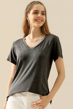 Load image into Gallery viewer, SOLID V NECK SHORT SLEEVE T SHIRT TOPS: RED
